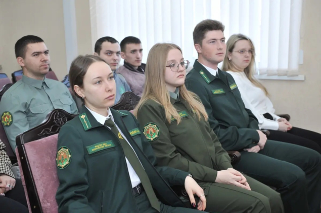 Новое поколение — двигатель прогресса.